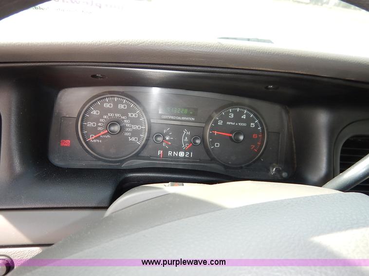 image for item J3934 2009 Ford Crown Victoria Police Interceptor