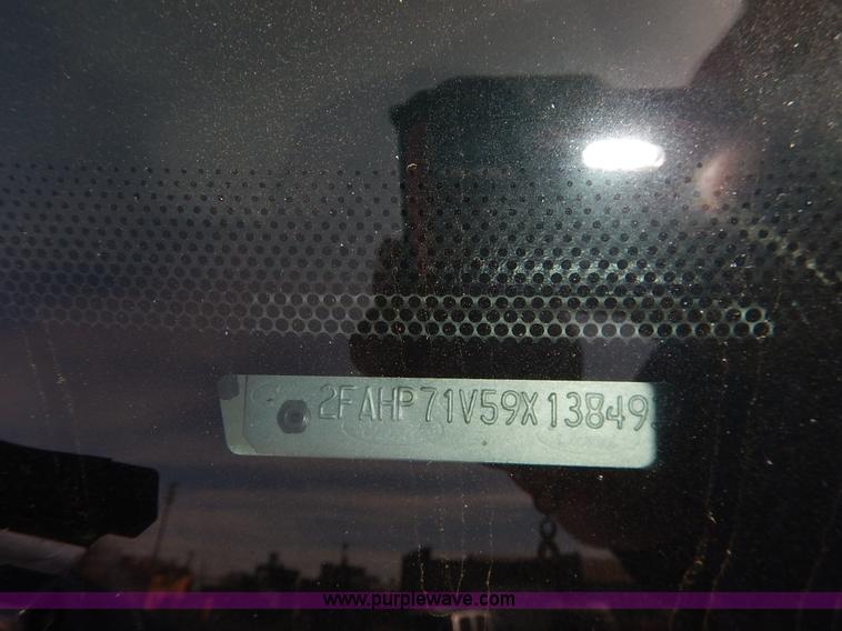 image for item J3934 2009 Ford Crown Victoria Police Interceptor