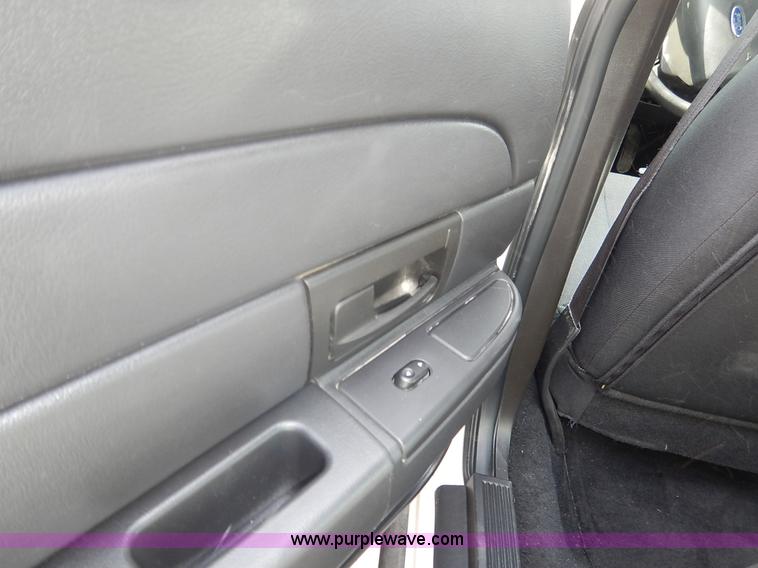 image for item J3935 2007 Ford Crown Victoria Police Interceptor