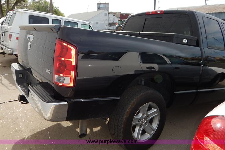 image for item J3936 2006 Dodge Ram 1500 Quad Cab pickup truck