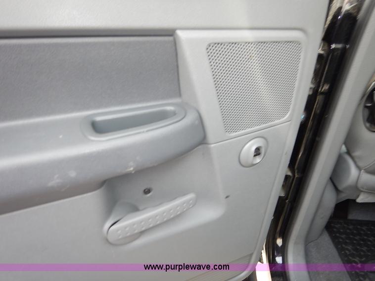 image for item J3936 2006 Dodge Ram 1500 Quad Cab pickup truck