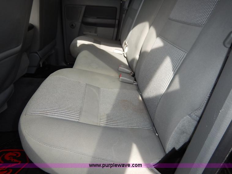 image for item J3936 2006 Dodge Ram 1500 Quad Cab pickup truck