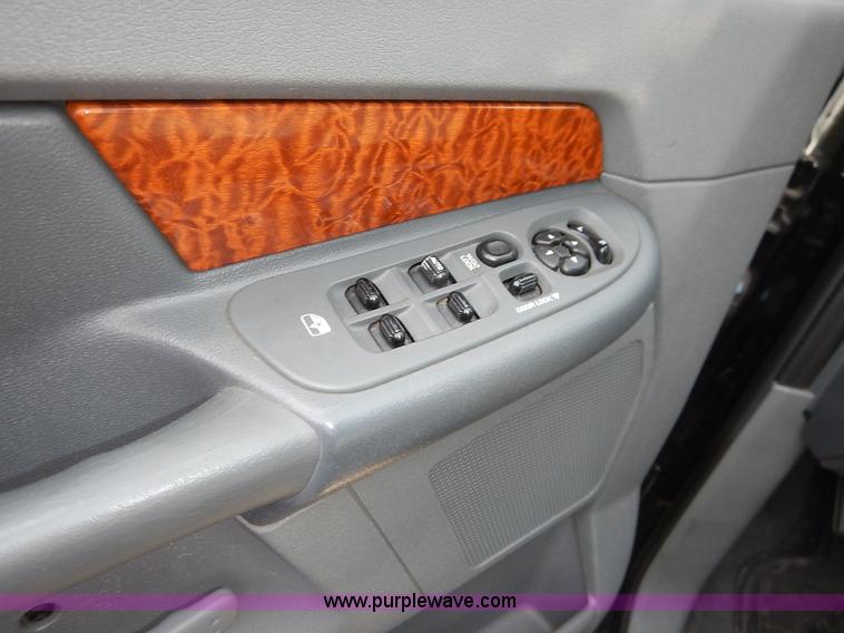 image for item J3936 2006 Dodge Ram 1500 Quad Cab pickup truck