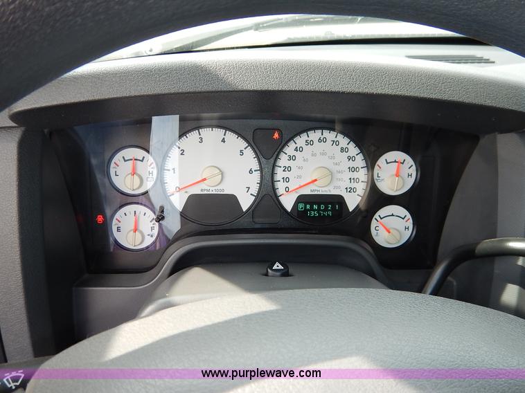 image for item J3936 2006 Dodge Ram 1500 Quad Cab pickup truck