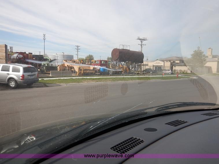 image for item J3936 2006 Dodge Ram 1500 Quad Cab pickup truck