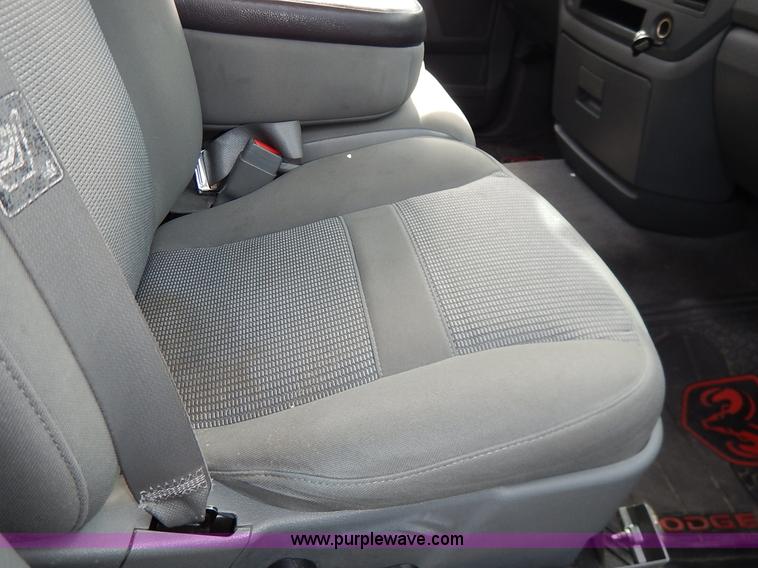 image for item J3936 2006 Dodge Ram 1500 Quad Cab pickup truck