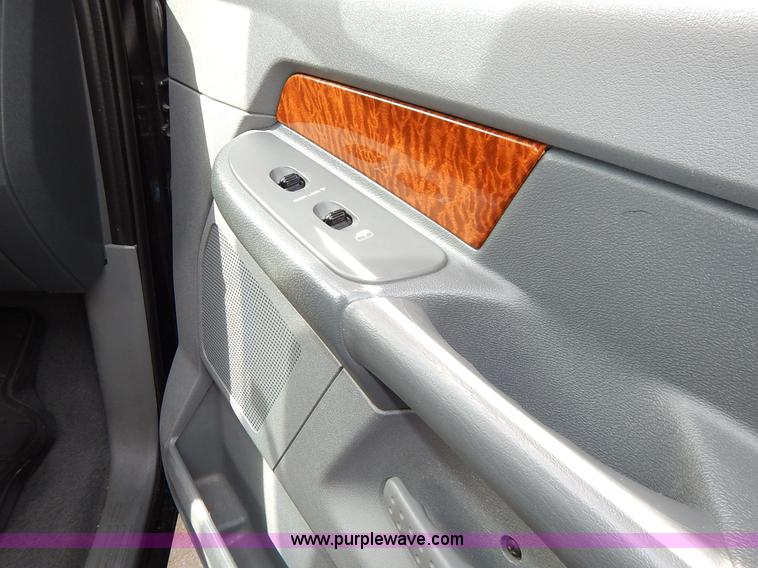 image for item J3936 2006 Dodge Ram 1500 Quad Cab pickup truck