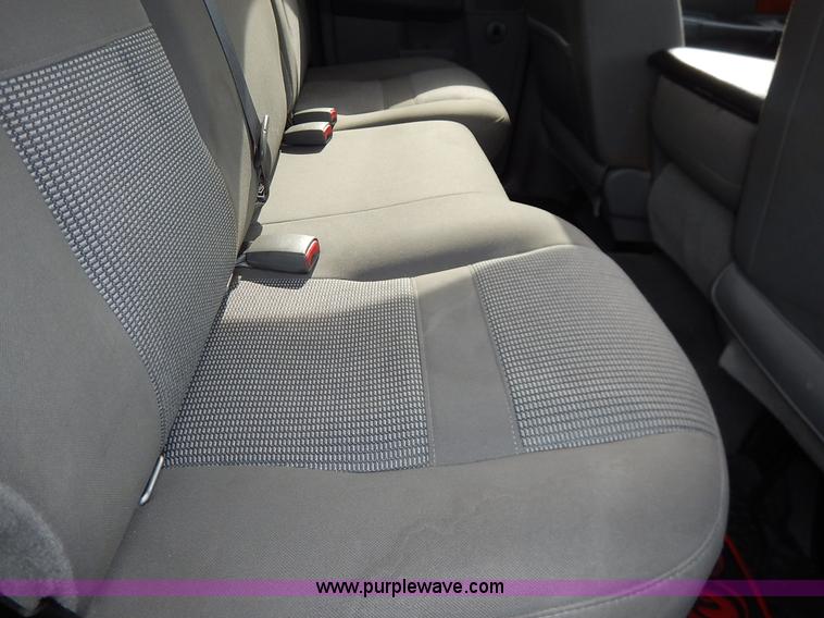 image for item J3936 2006 Dodge Ram 1500 Quad Cab pickup truck