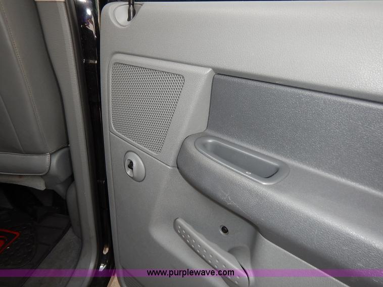 image for item J3936 2006 Dodge Ram 1500 Quad Cab pickup truck