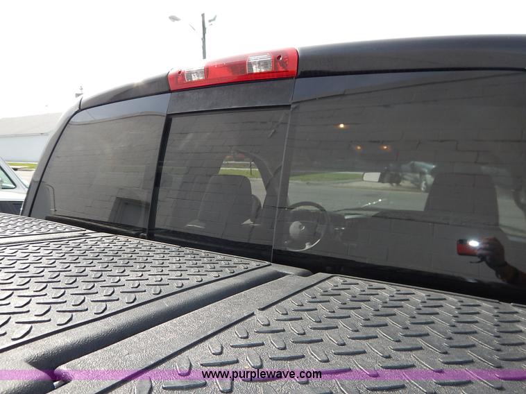 image for item J3936 2006 Dodge Ram 1500 Quad Cab pickup truck