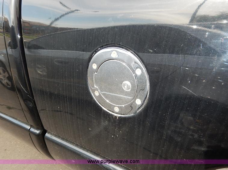 image for item J3936 2006 Dodge Ram 1500 Quad Cab pickup truck