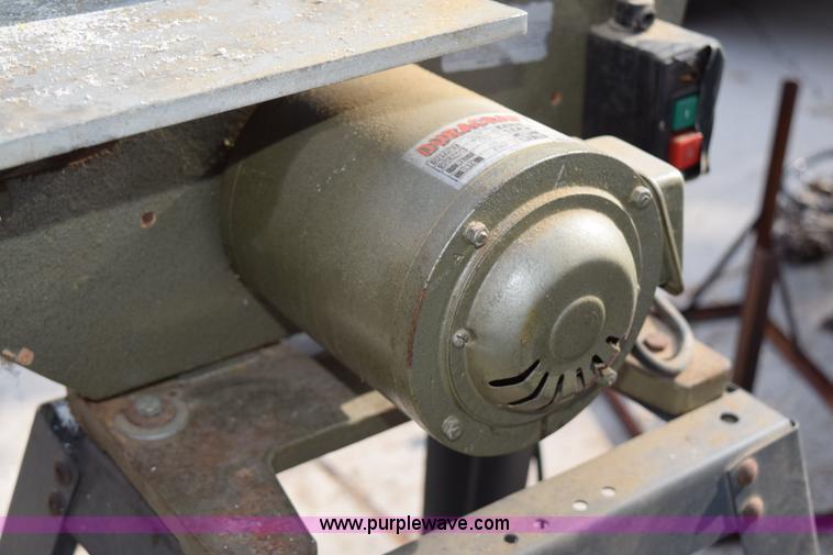 image for item AQ9204 Duracraft band saw