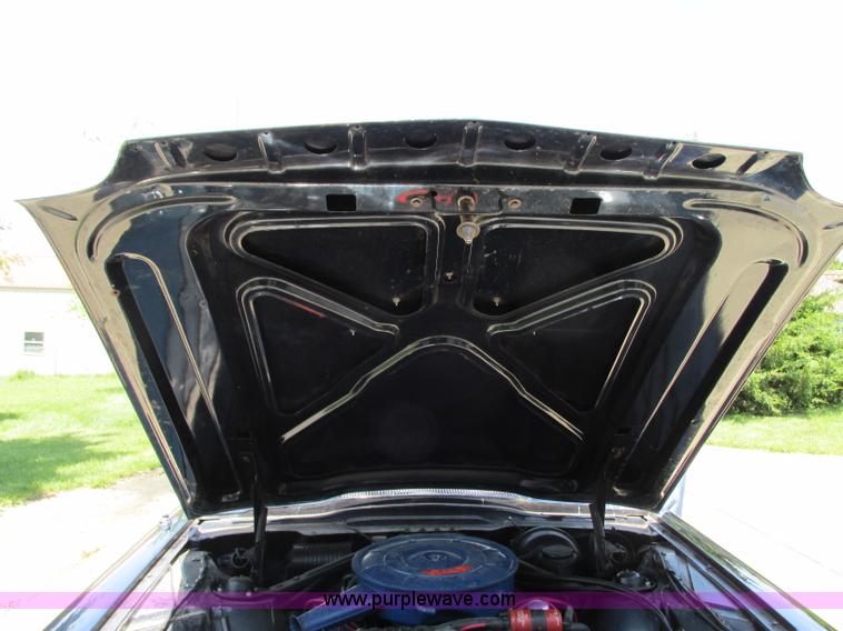 image for item B2942 1966 Ford Thunderbird