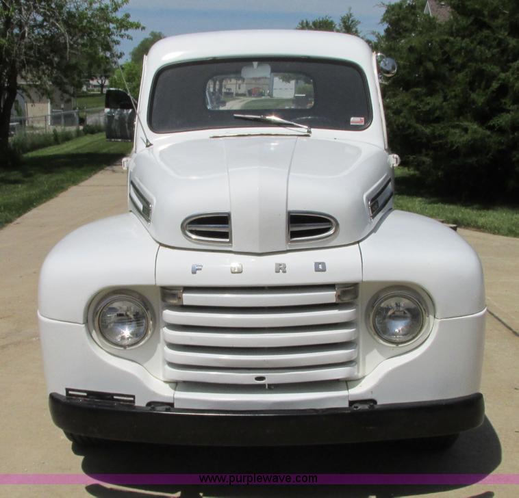 image for item B2943 1949 Ford F1 pickup truck