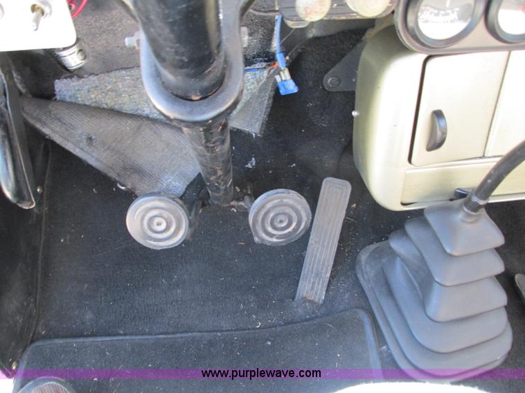 image for item B2943 1949 Ford F1 pickup truck