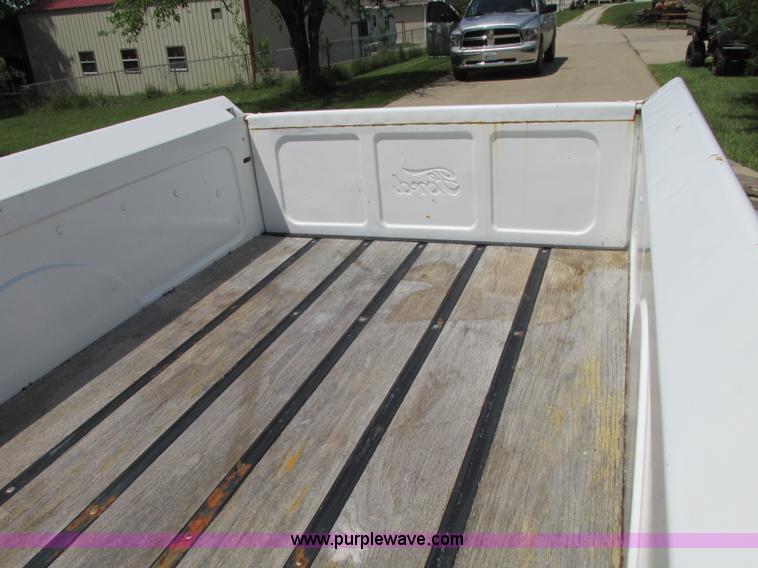 image for item B2943 1949 Ford F1 pickup truck