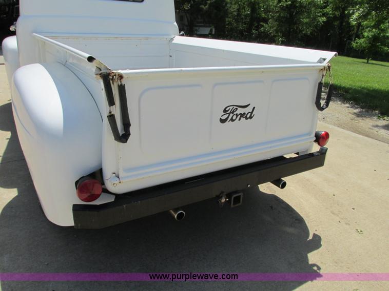image for item B2943 1949 Ford F1 pickup truck