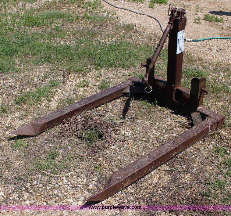 image for item F7711 Bale forks