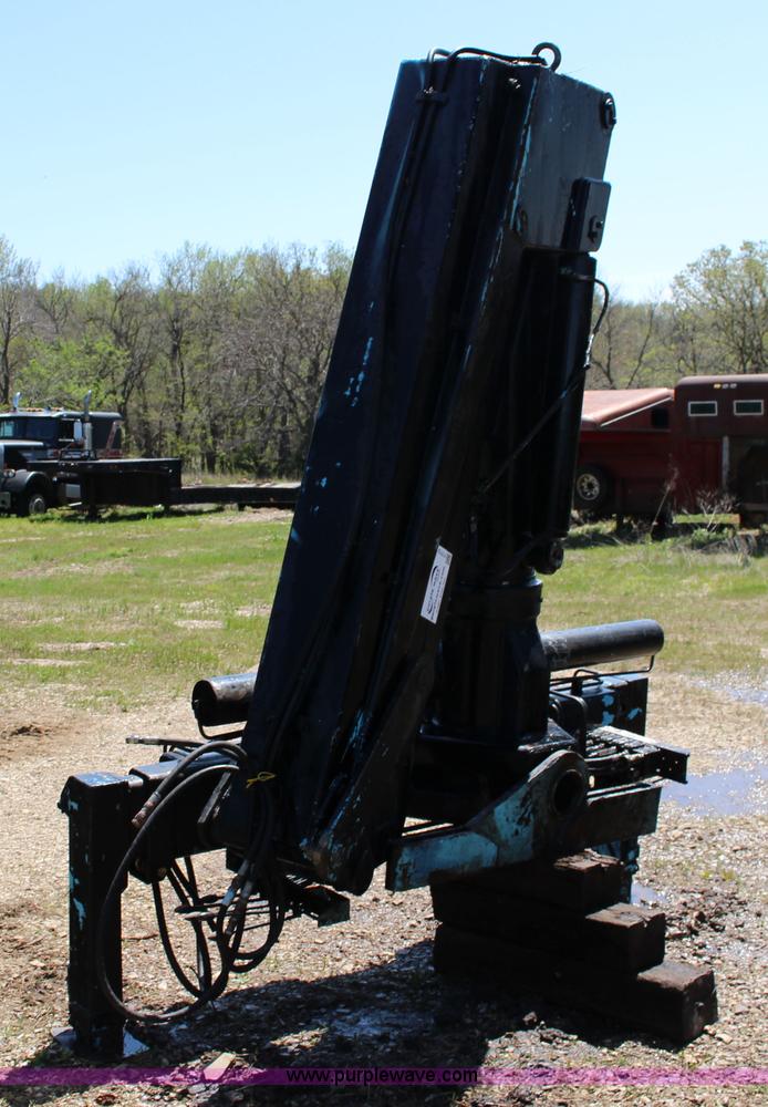 image for item F7712 1976 truck mount knuckle boom