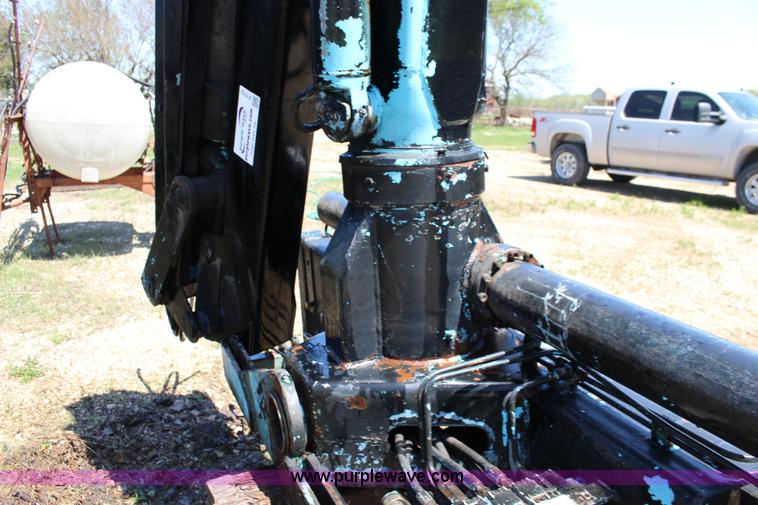 image for item F7712 1976 truck mount knuckle boom