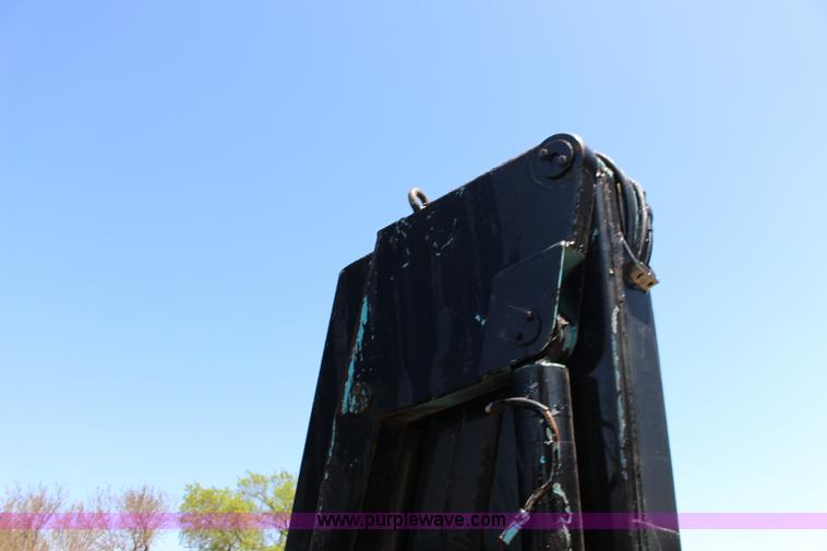 image for item F7712 1976 truck mount knuckle boom