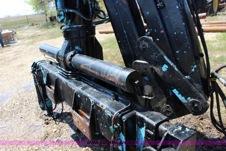 image for item F7712 1976 truck mount knuckle boom