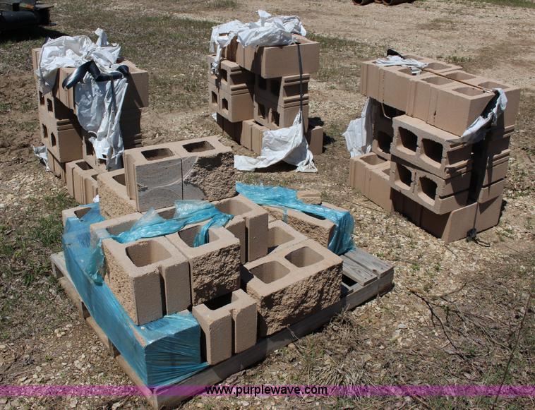 image for item F7713 (59) rough faced concrete blocks