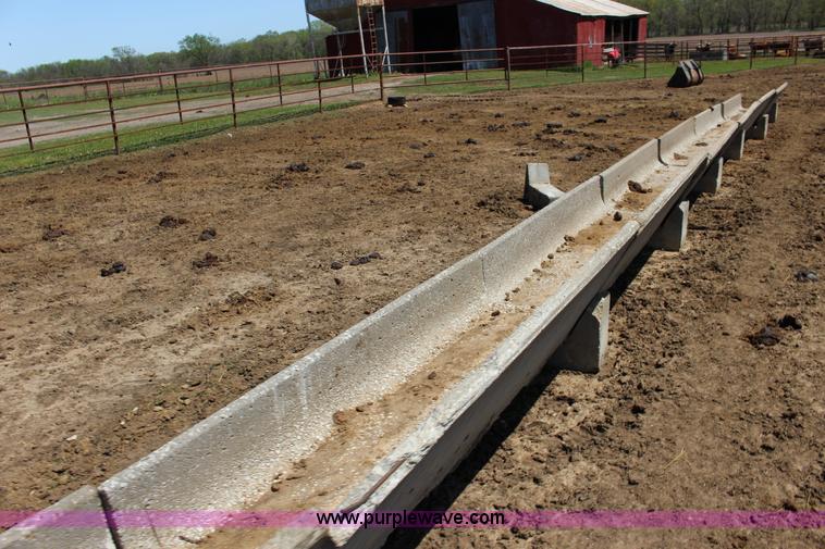 image for item F7714 (10) concrete bunks