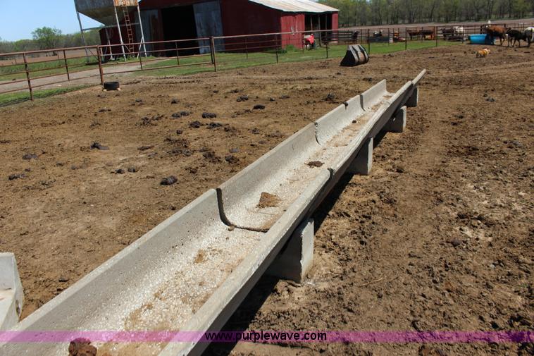 image for item F7714 (10) concrete bunks