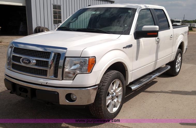 image for item F7729 2010 Ford F150 Lariat SuperCrew pickup truck
