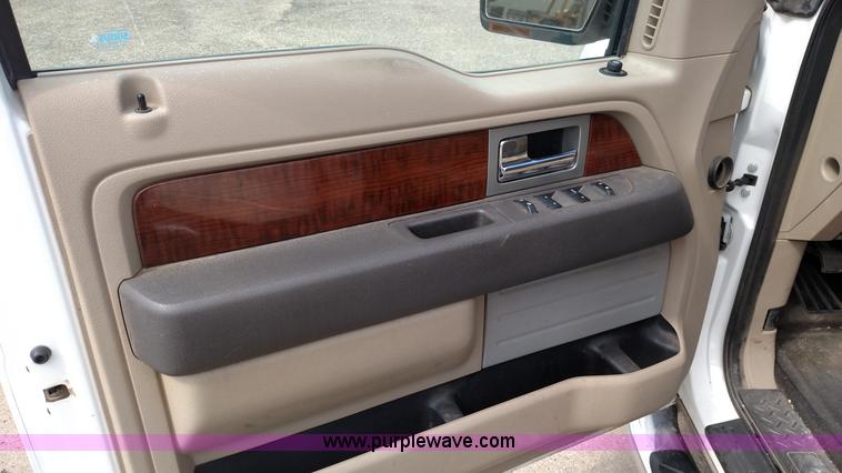 image for item F7729 2010 Ford F150 Lariat SuperCrew pickup truck