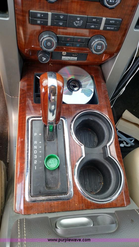 image for item F7729 2010 Ford F150 Lariat SuperCrew pickup truck