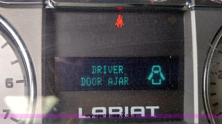 image for item F7729 2010 Ford F150 Lariat SuperCrew pickup truck