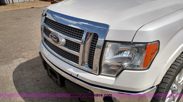 image for item F7729 2010 Ford F150 Lariat SuperCrew pickup truck