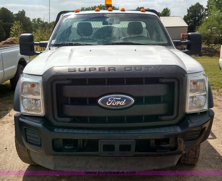 image for item F7730 2011 Ford F450 Super Duty XL flatbed truck