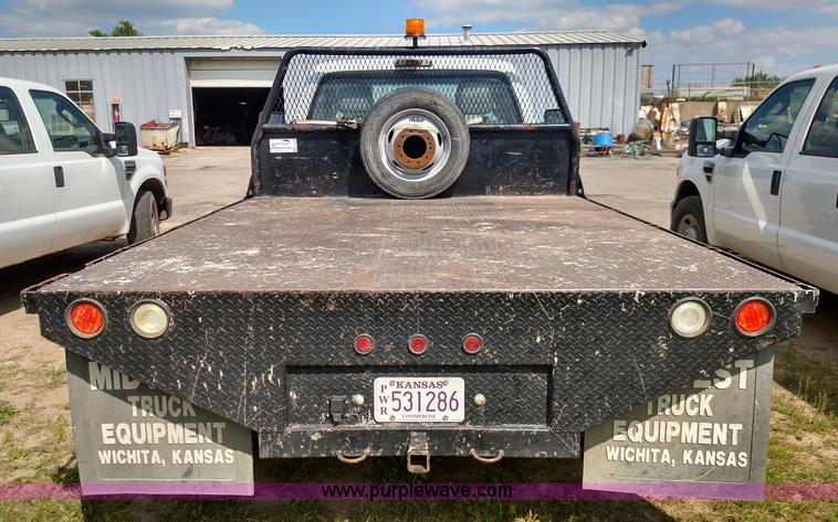 image for item F7730 2011 Ford F450 Super Duty XL flatbed truck