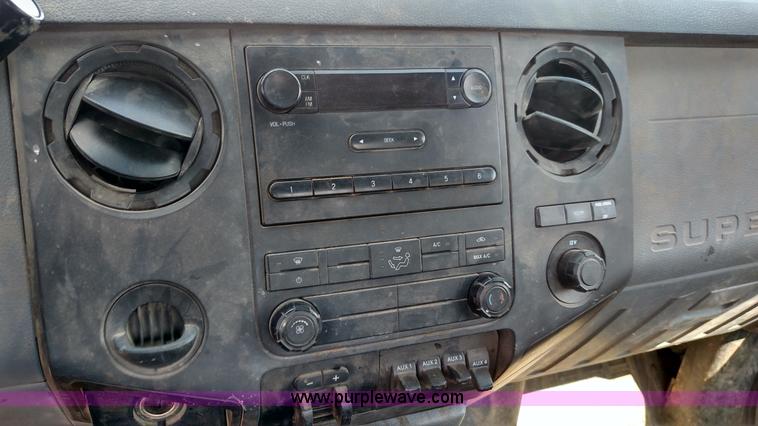 image for item F7730 2011 Ford F450 Super Duty XL flatbed truck