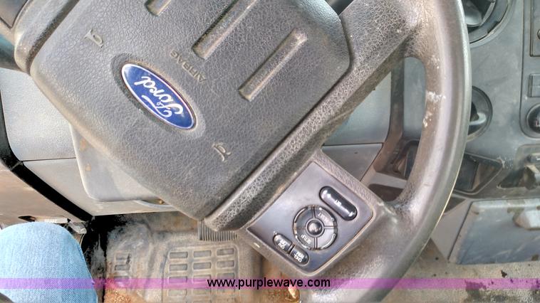 image for item F7730 2011 Ford F450 Super Duty XL flatbed truck