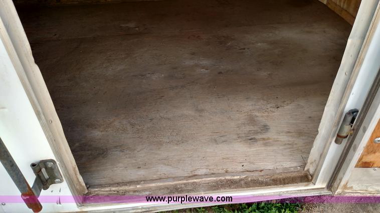 image for item F7742 2001 Haulmark enclosed trailer