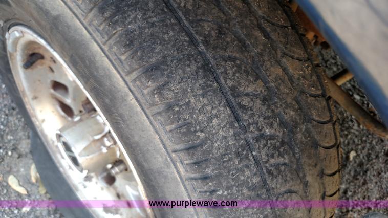 image for item F7761 1993 Ford Ranger XLT SuperCab pickup truck