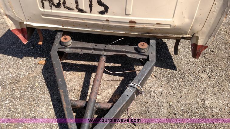 image for item F7762 8' pickup truck bed trailer