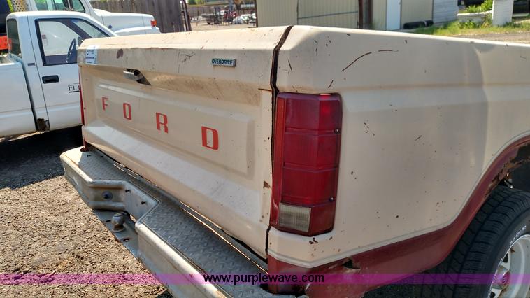 image for item F7762 8' pickup truck bed trailer