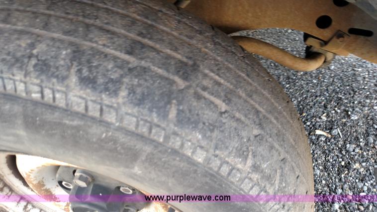 image for item F7764 1992 Chevrolet Cheyenne 1500 pickup truck