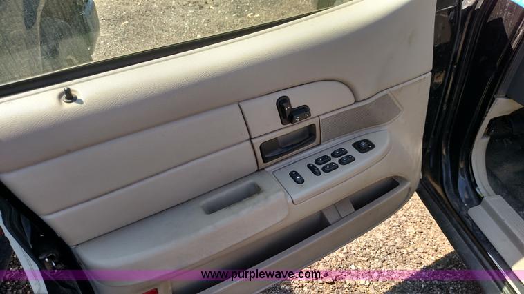 image for item F7766 2007 Ford Crown Victoria Police Interceptor