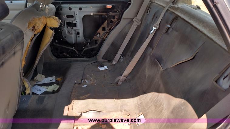 image for item F7766 2007 Ford Crown Victoria Police Interceptor