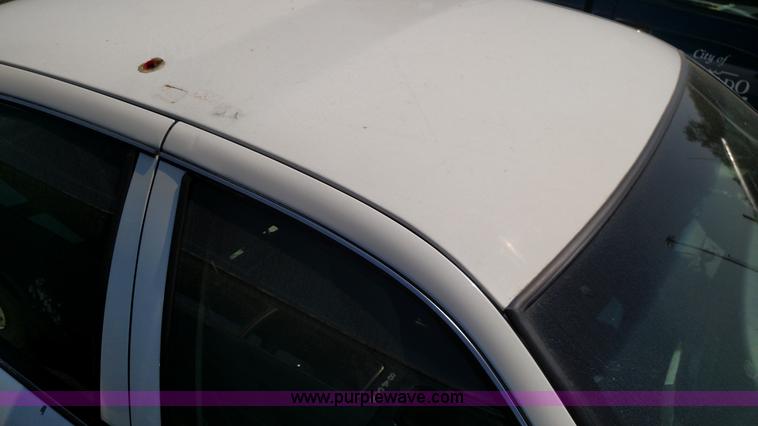 image for item F7766 2007 Ford Crown Victoria Police Interceptor