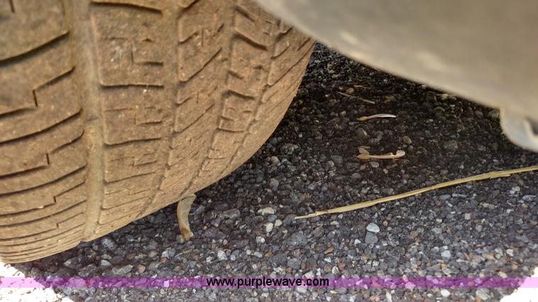 image for item F7766 2007 Ford Crown Victoria Police Interceptor