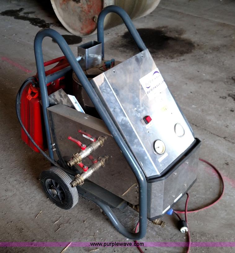 image for item F7771 Hot water pressure washer