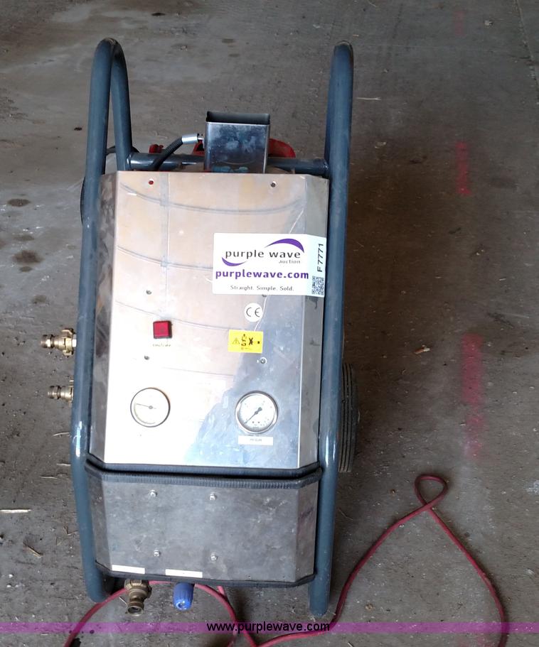image for item F7771 Hot water pressure washer