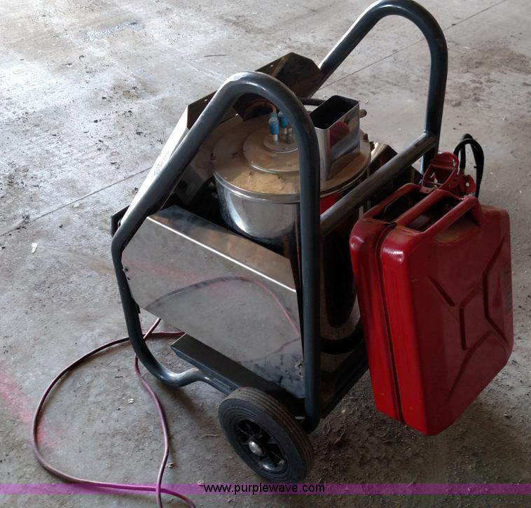 image for item F7771 Hot water pressure washer